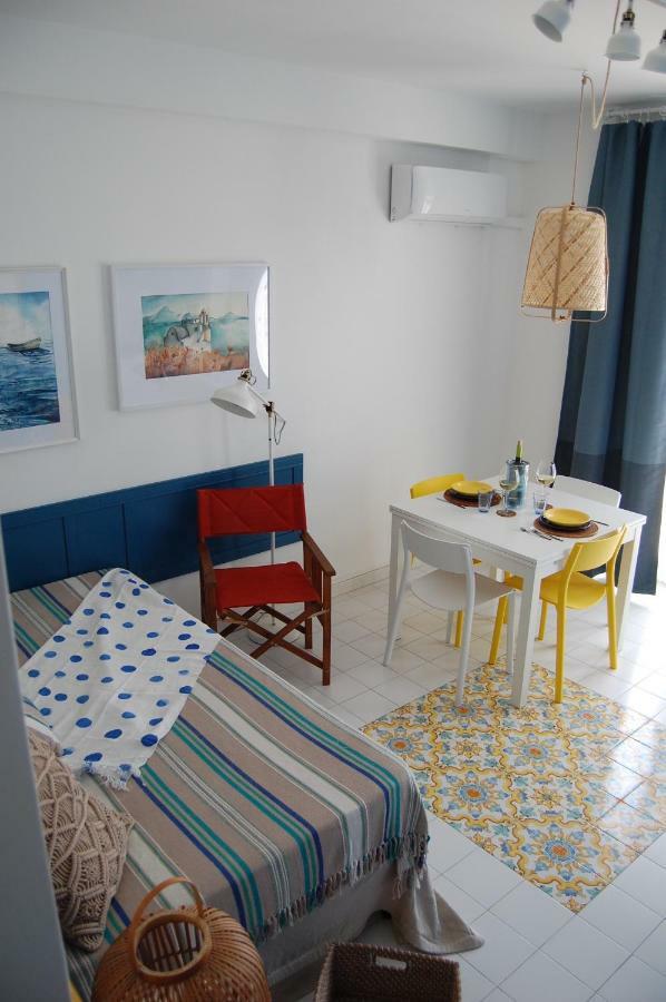 La Casa Sulla Spiaggia Apartment เน็ตตูโน ภายนอก รูปภาพ